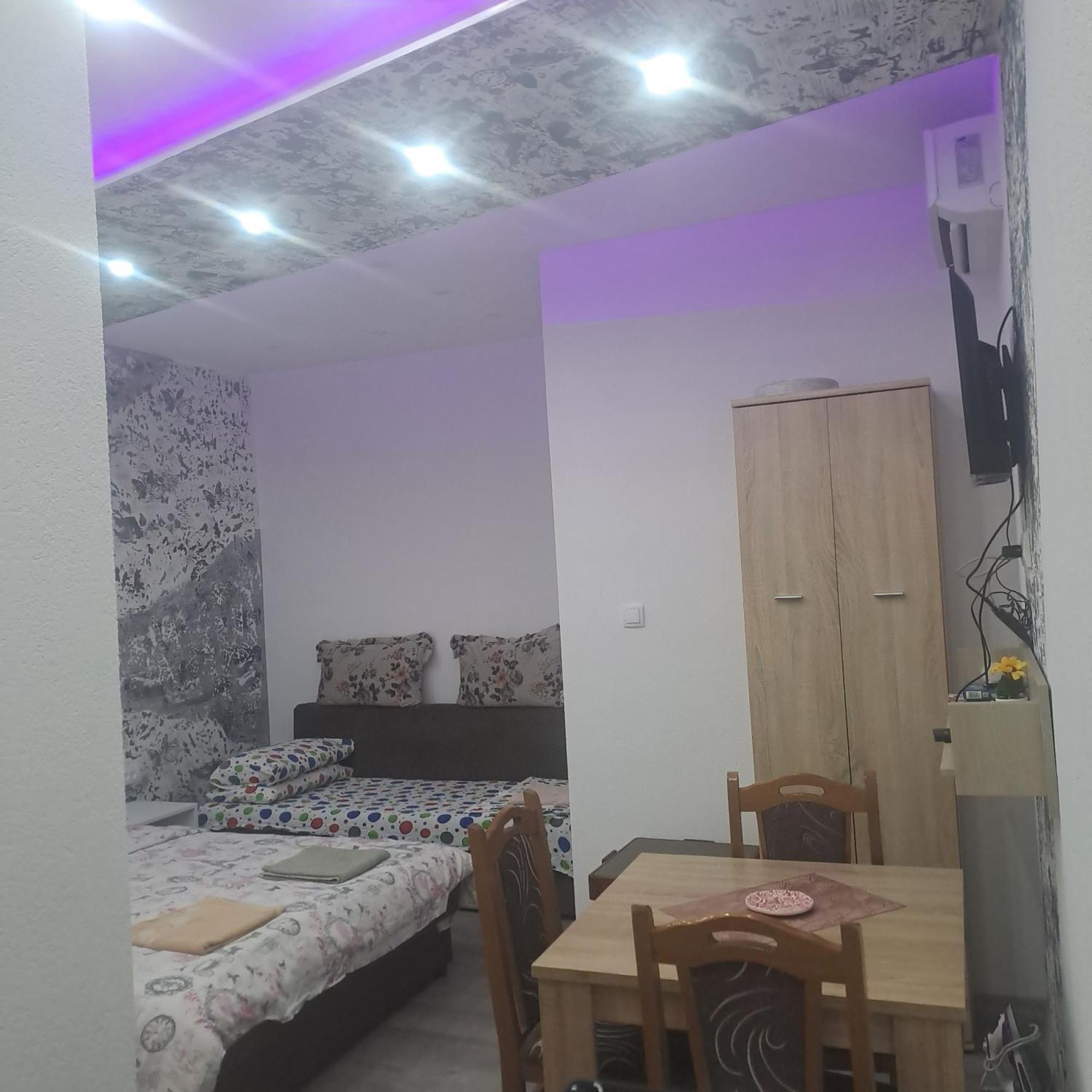 Apartmani Kosjerina 트레빈예 외부 사진